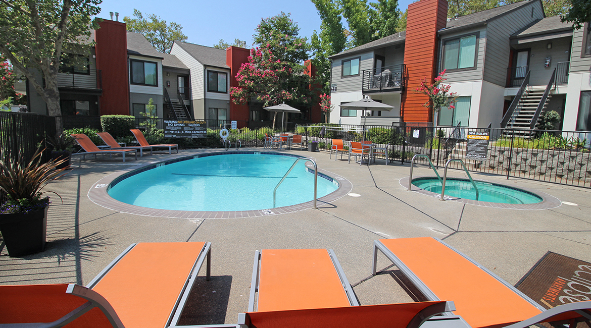 Fair Oaks, CA Apartments l Fair Oaks Meadows l Eclipse96